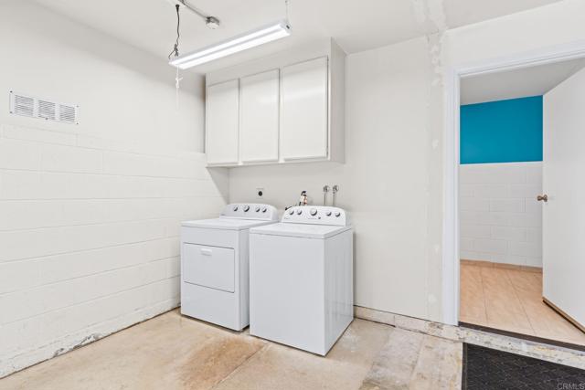 Detail Gallery Image 23 of 44 For 5940 Mission Center Rd #C,  San Diego,  CA 92123 - 2 Beds | 2/1 Baths