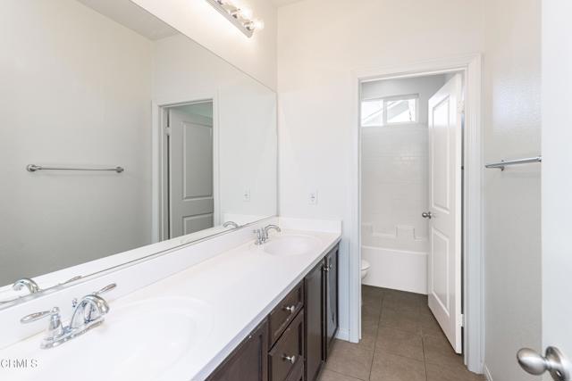 Detail Gallery Image 19 of 28 For 9814 Buckhorn Peak Dr, Bakersfield,  CA 93311 - 3 Beds | 2 Baths