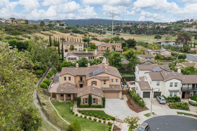 6851 Helenite Place, Carlsbad CA: https://media.crmls.org/mediaz/6f3d68b4-c5f1-4ca8-be9c-46c5399a7e92.jpg