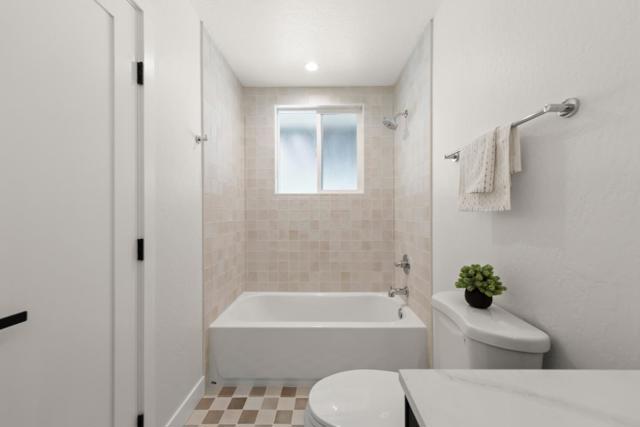 1590 El Dorado Drive, Gilroy CA: https://media.crmls.org/mediaz/6f3d7bce-135d-4a55-98be-36b387be329d.jpg