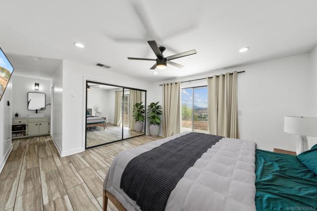 9231 Gawn Trl, Moreno Valley CA: https://media.crmls.org/mediaz/6f402527-756d-42b7-8e8f-5500bb849551.jpg
