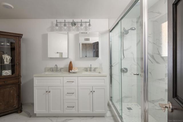 5602 Ladybird Lane, La Jolla CA: https://media.crmls.org/mediaz/6f4085b0-4779-4971-8026-65fd04e93626.jpg