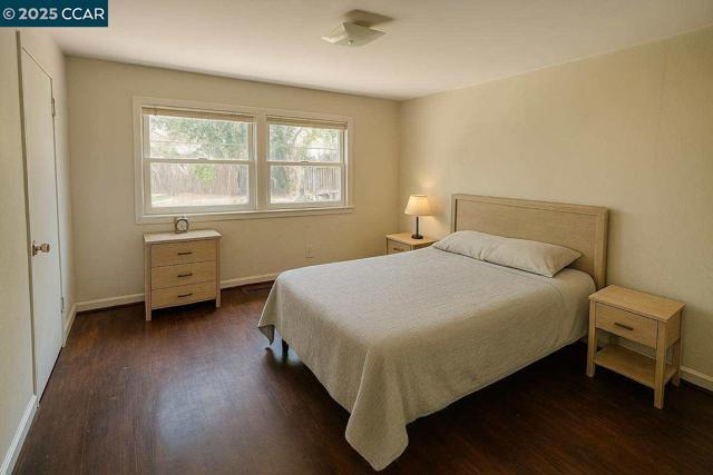 3055 Country Club Blvd, Stockton CA: https://media.crmls.org/mediaz/6f414519-09c3-4b70-aa5e-88480da29381.jpg