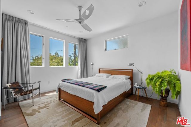 3623 1/2 S Centinela Avenue, Los Angeles CA: https://media.crmls.org/mediaz/6f4218b5-fbf6-47da-8e5c-e0181d75cd87.jpg