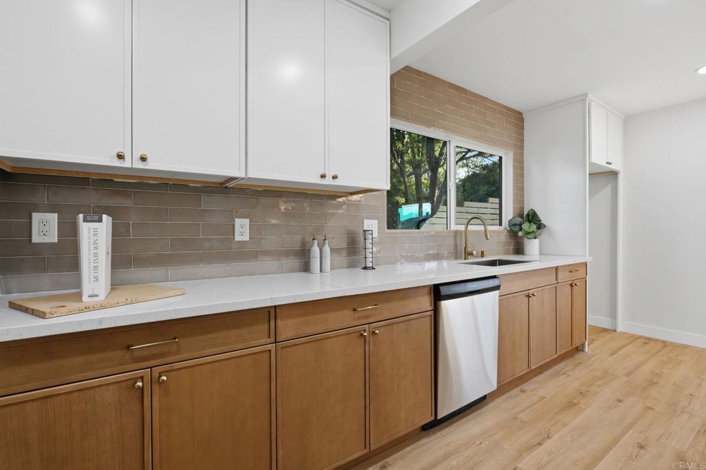4982 Ensign Street - photo 16