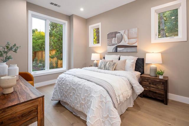 1080 Creek Drive, Menlo Park CA: https://media.crmls.org/mediaz/6f42e6b8-baa3-4dc7-8dda-6da5f0cca2cd.jpg