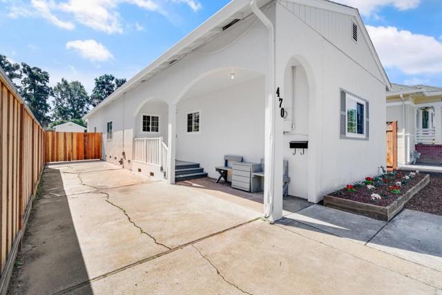 470 Jerome Street, San Jose CA: https://media.crmls.org/mediaz/6f43a892-0e5b-4015-9bb0-29203b512d45.jpg