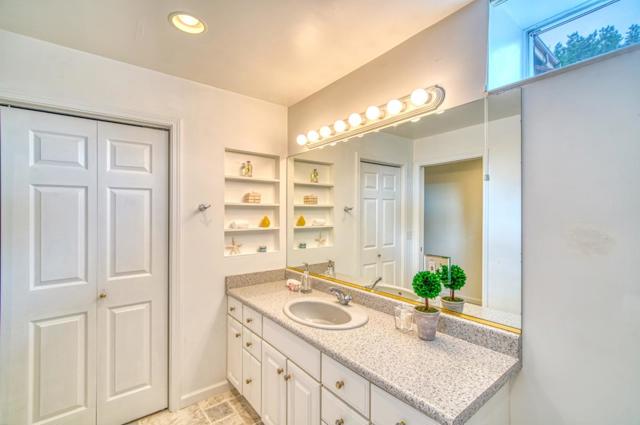 770 Alta Vista Road, Montara CA: https://media.crmls.org/mediaz/6f447700-a390-46df-9d7b-65254369cba1.jpg