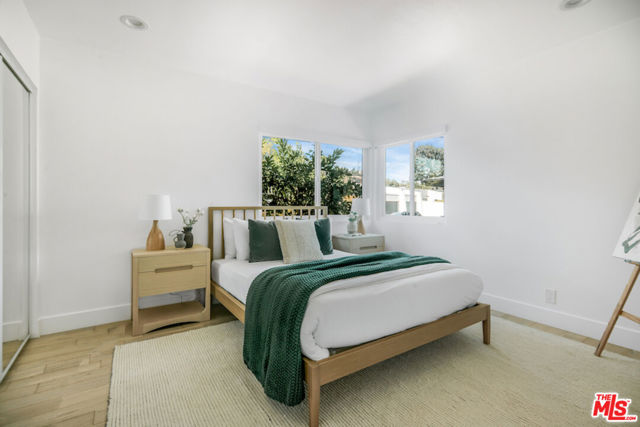 2700 Carmar Drive, Los Angeles CA: https://media.crmls.org/mediaz/6f45c4b7-21b8-4f23-9b7e-681b66f169e8.jpg