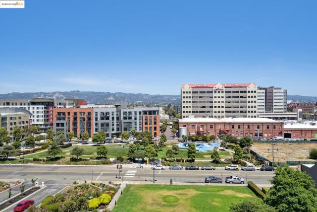 6363 Christie Ave, Emeryville CA: https://media.crmls.org/mediaz/6f460771-e03f-4f14-bca8-425189049d16.jpg