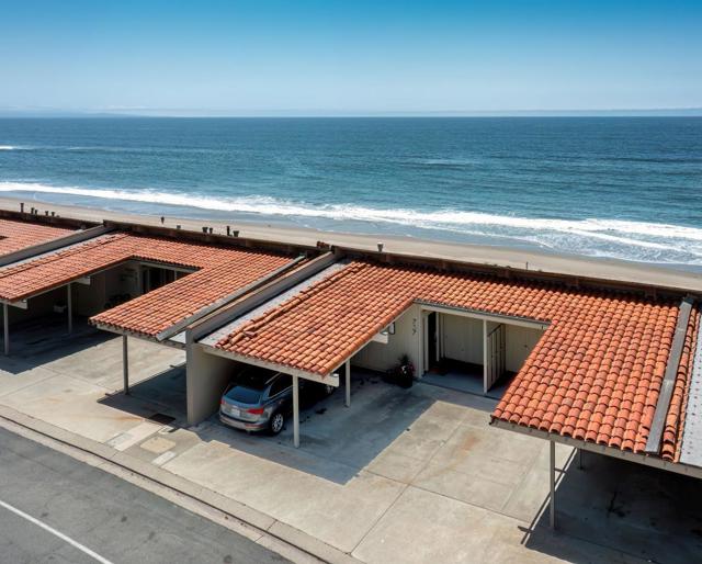 757 The Shore Line, La Selva Beach CA: https://media.crmls.org/mediaz/6f473777-a500-46a6-94a2-f76705b7168a.jpg