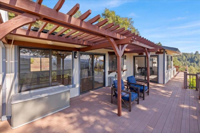 25435 Hutchinson Road, Los Gatos CA: https://media.crmls.org/mediaz/6f478b84-cf81-4645-8368-a524ddbf8afd.jpg