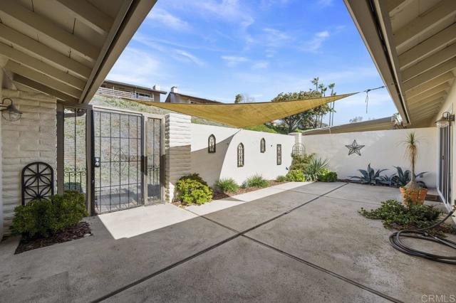 Detail Gallery Image 37 of 43 For 33 via Casitas, Bonsall,  CA 92003 - 3 Beds | 2 Baths