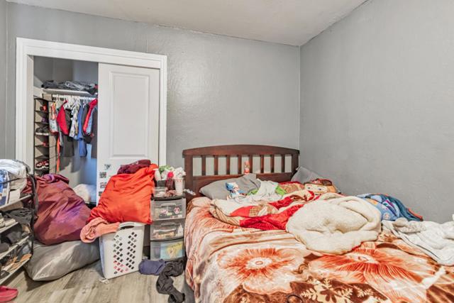 748 Clara Street, Oakland CA: https://media.crmls.org/mediaz/6f481d46-e198-4d15-9a68-1843aadf017f.jpg