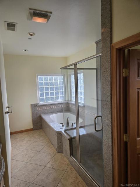24726 Zanja Place, Ramona CA: https://media.crmls.org/mediaz/6f491912-7b50-47b6-a994-17bb8d8cb8bb.jpg