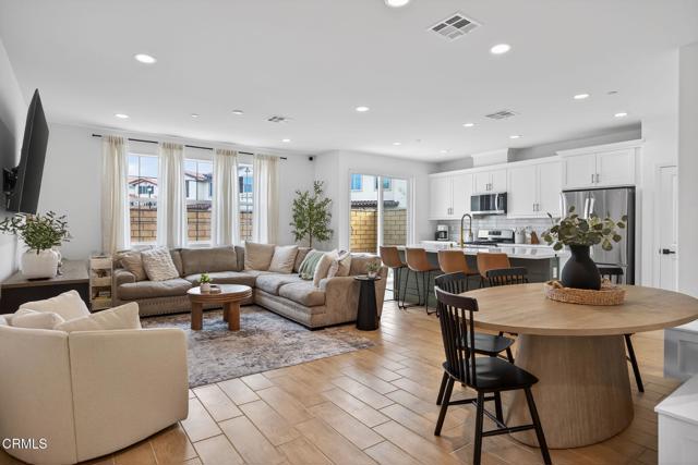 Front Image Thumbnail for CRV1-34131