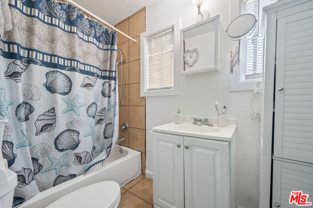 MLS #25570667 img 28