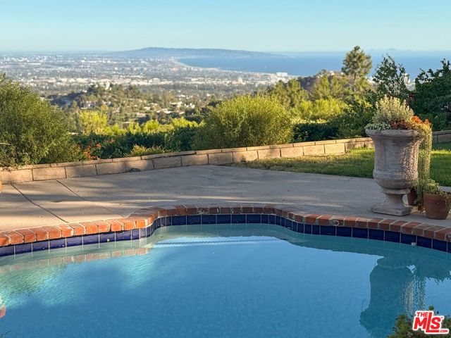 Drew Fenton | 2673 Cordelia Road Los Angeles CA | MLS: 7395738 Drew Fenton | 2673 Cordelia Road Los Angeles CA | MLS: 7395738