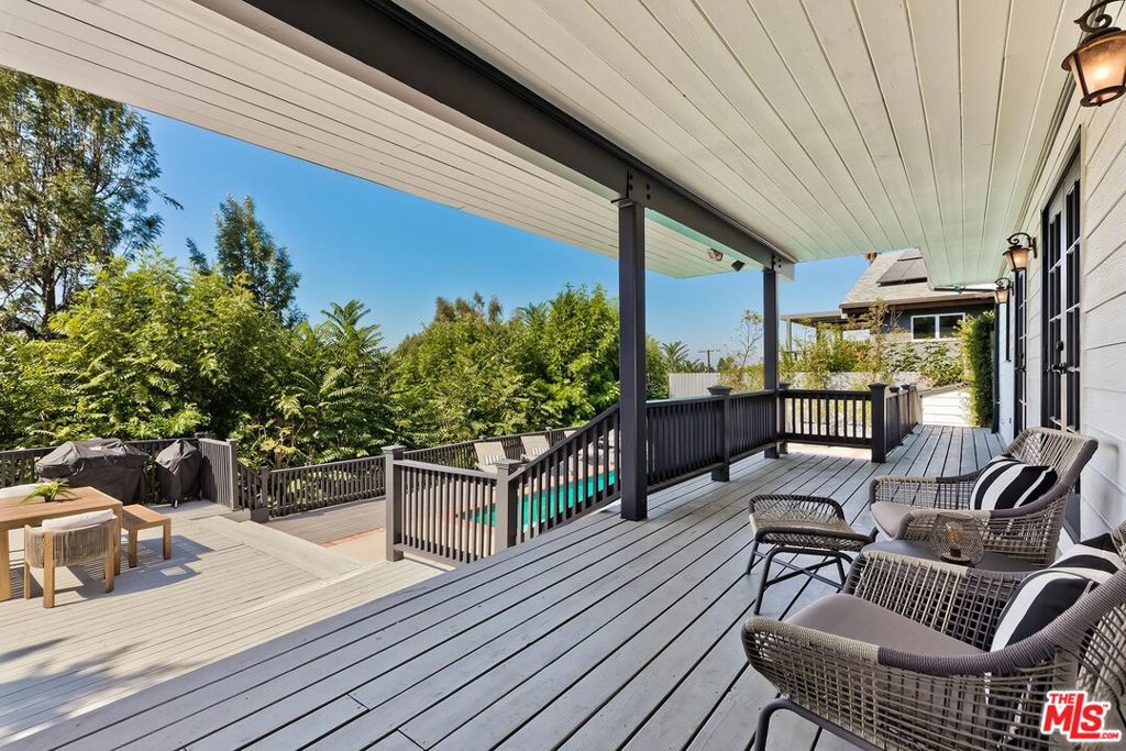 3983 Sunswept DriveStudio City img 21