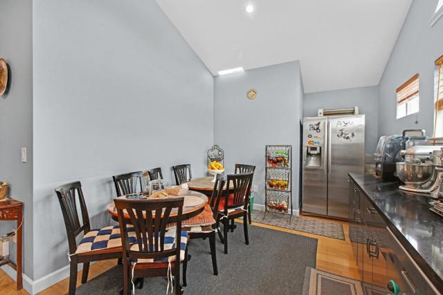 419 Harvey Way, Pacifica CA: https://media.crmls.org/mediaz/6f4ef352-de78-4663-a7ae-c879b74d05de.jpg