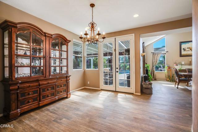35135 Caprock Road, Santa Clarita CA: https://media.crmls.org/mediaz/6f50b71d-508d-4c30-95dc-7abf2c167c09.jpg