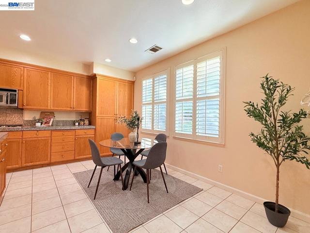 Image 27 of 60 For 3329 Lair Way