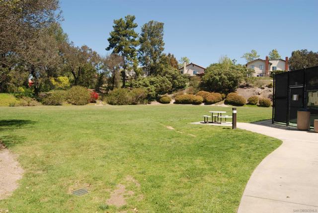 16071 Sun Summit Pt, San Diego CA: https://media.crmls.org/mediaz/6f51344d-72bf-4678-a121-15818a9eb3e8.jpg