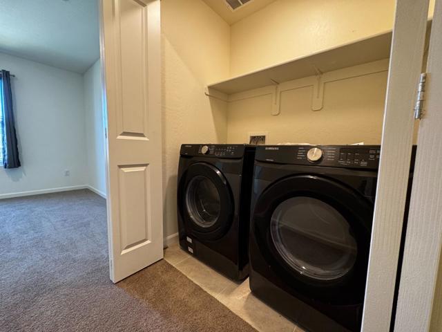 248 Grand Canyon Court, Merced CA: https://media.crmls.org/mediaz/6f516c59-9c09-45f2-ad84-626ce7f191d0.jpg