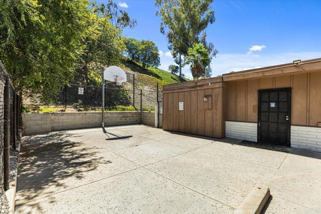 Detail Gallery Image 27 of 31 For 6670 Bell Bluff Ave, San Diego,  CA 92119 - 2 Beds | 1 Baths