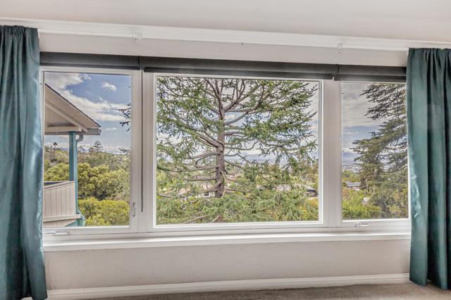 11020 Enchanto Vista Drive, San Jose CA: https://media.crmls.org/mediaz/6f541523-3e81-468e-8078-13172b26162f.jpg