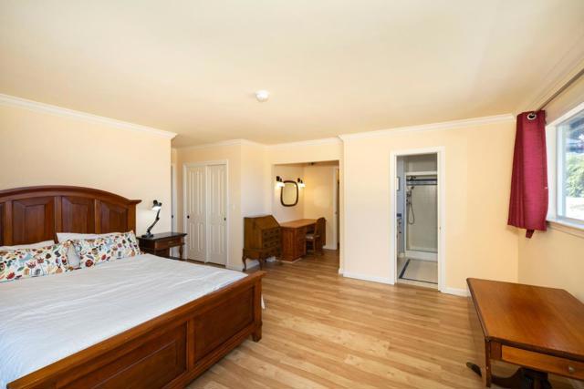 551 4th Street, Montara CA: https://media.crmls.org/mediaz/6f5504d1-bd39-4539-87b5-0c65ea4b7acf.jpg