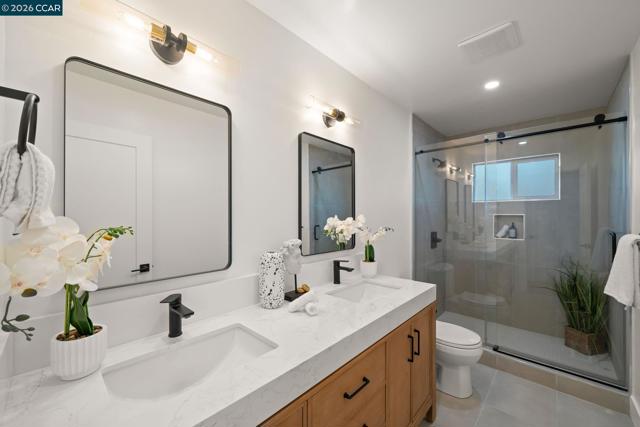 Image 22 of 31 For 3959 Chestnut Ave