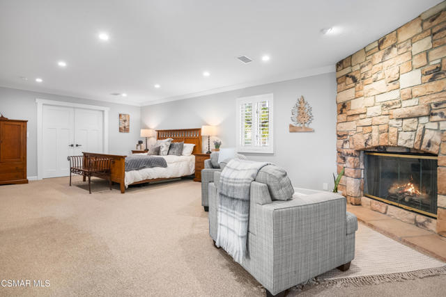 28329 Foothill Drive, Agoura Hills CA: https://media.crmls.org/mediaz/6f55d953-7c9c-4b97-9fe5-2be4e08a6275.jpg