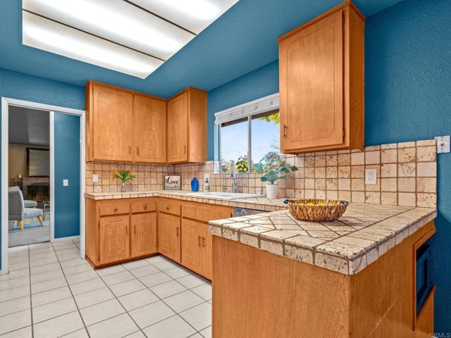 Detail Gallery Image 19 of 53 For 1130 Pebble Springs Ln, Escondido,  CA 92026 - 3 Beds | 2 Baths