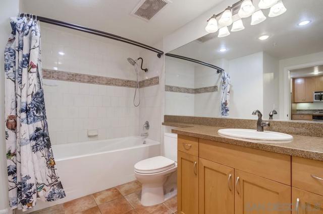 850 Beech St, San Diego, California 92101, 1 Bedroom Bedrooms, ,1 BathroomBathrooms,Condominium,For Sale,Beech St,240013072SD