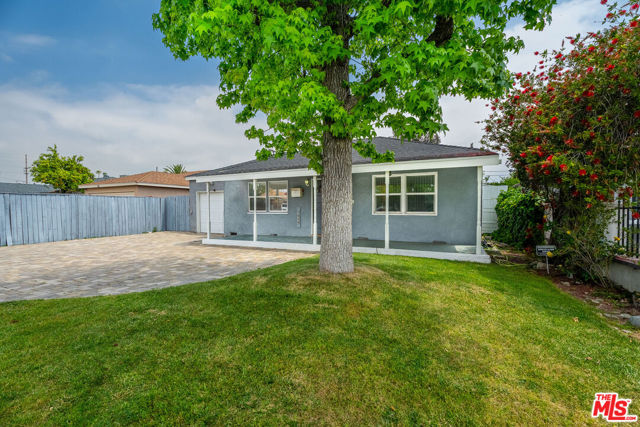 7524 Cleon Avenue photo 5