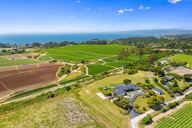 145 Coy Drive, La Selva Beach CA: https://media.crmls.org/mediaz/6f56f889-f324-418c-8864-25fc030ba083.jpg