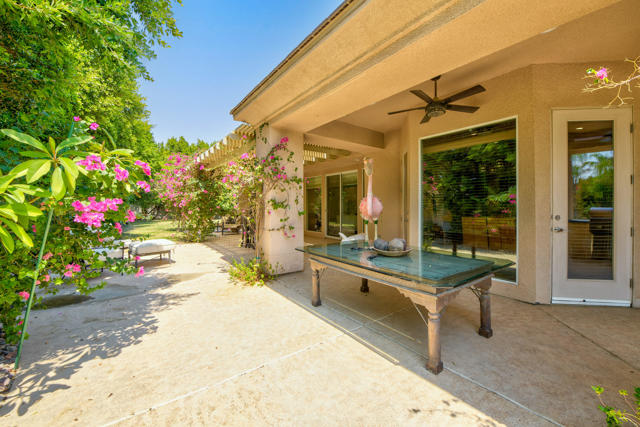 7 Chopin Court, Rancho Mirage CA: https://media.crmls.org/mediaz/6f5742c5-b655-4023-b2a2-d068865cf71a.jpg