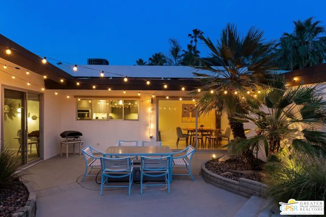1279 S Driftwood Drive, Palm Springs, CA 92264