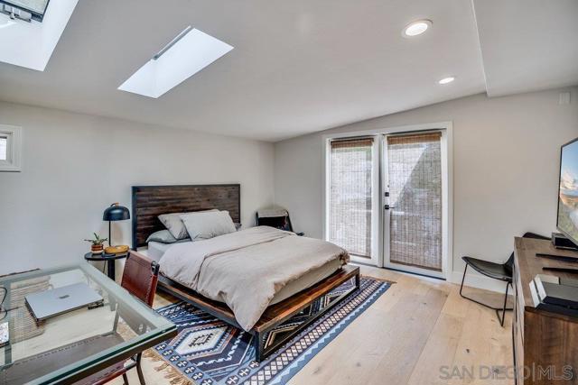 15035 El Camino Real, Del Mar CA: https://media.crmls.org/mediaz/6f58043d-4bbf-4a09-84a9-f5fbbb98ce61.jpg