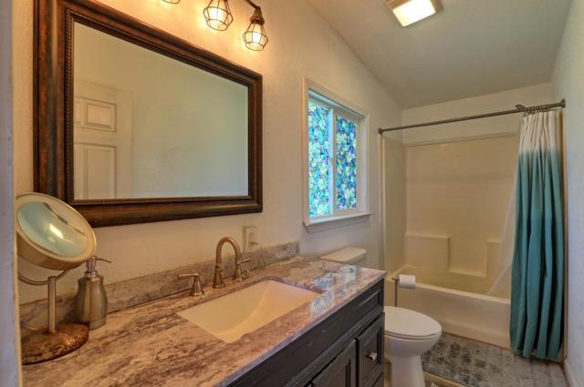 2900 Fairview Road, Hollister CA: https://media.crmls.org/mediaz/6f59237b-d45b-4491-8611-e9b02d080455.jpg