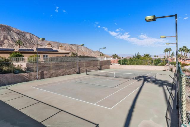 72690 Yucca Court, Palm Desert, CA 92260