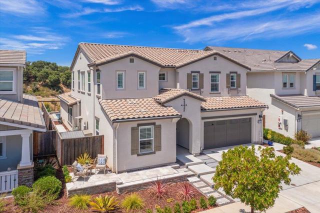 7171 Spumante Court, Gilroy CA: https://media.crmls.org/mediaz/6f59d866-a78a-423c-a4b8-3f3bce25a31c.jpg