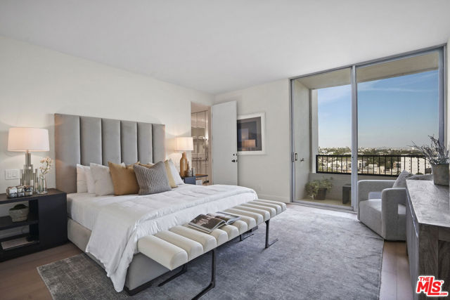 1100 Alta Loma Road, West Hollywood CA: https://media.crmls.org/mediaz/6f5b572d-c43a-41b2-a2e1-9f1462140e4f.jpg