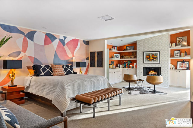 2455 S Via Lazo, Palm Springs CA: https://media.crmls.org/mediaz/6f5cbaa6-06b4-452a-916b-c28a0fe08345.jpg