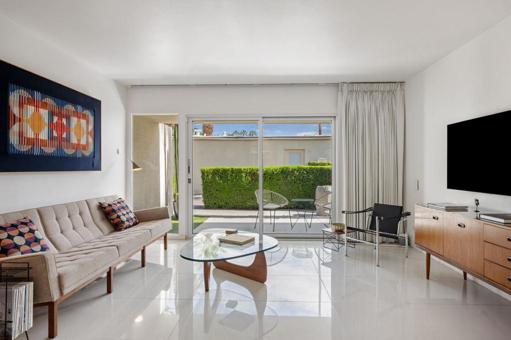 MLS #219137027DA image #2