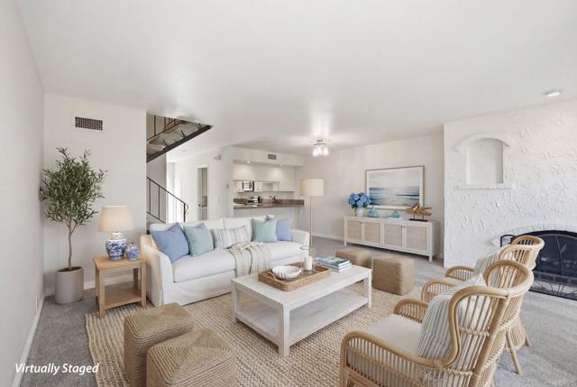 Detail Gallery Image 2 of 49 For 1915 Estrella De Mar Ct #C,  Carlsbad,  CA 92009 - 2 Beds | 2/1 Baths