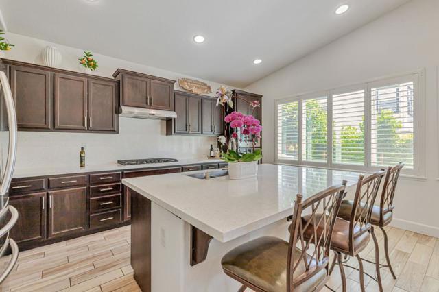 1188 Viognier Way, Gilroy CA: https://media.crmls.org/mediaz/6f60b08f-e624-403e-8d8d-8ef0e6440912.jpg