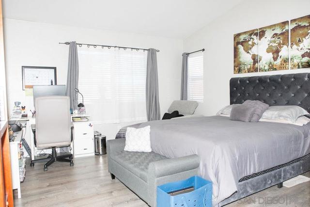 1419 Hummingbird Way, Hemet CA: https://media.crmls.org/mediaz/6f60fc44-0f1c-468b-ac10-c2a5232ae7ad.jpg