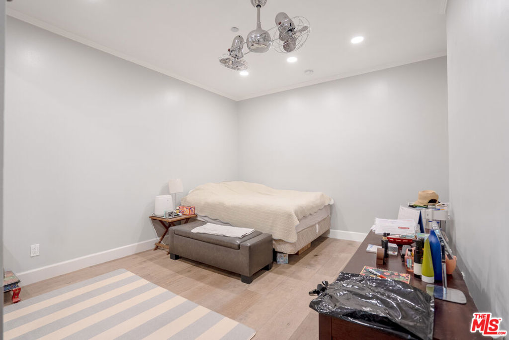 MLS #25617801 image #21